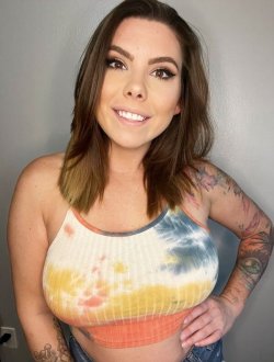 Busty-Girls-35-1