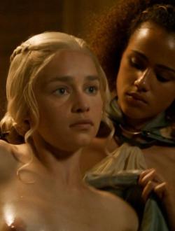 EmiliaClarke-GameOfThrones-s03e08-HD-11