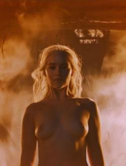 emilia_clarke_ac4276